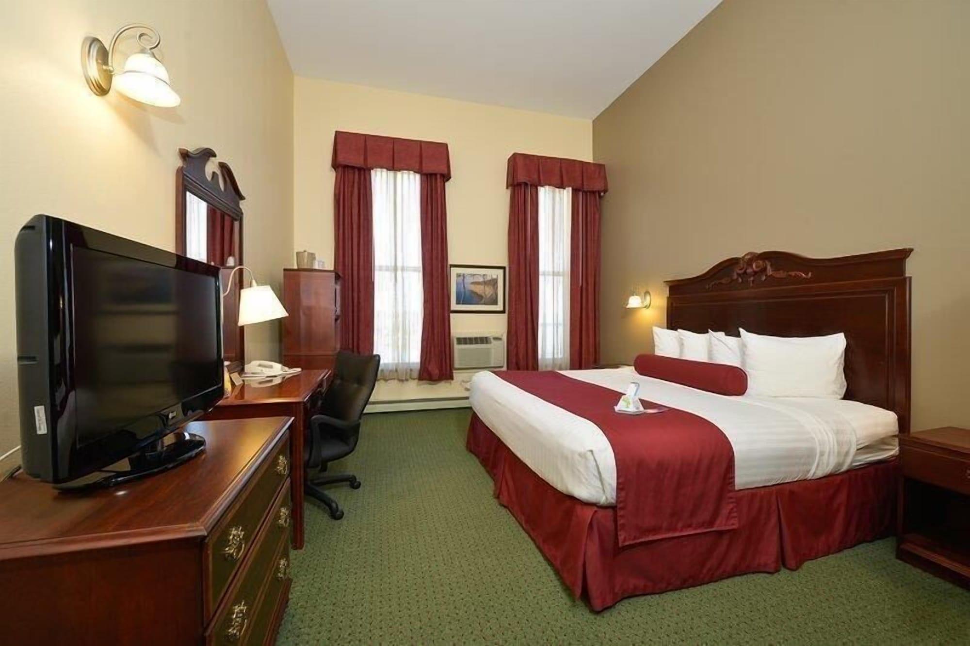 Best Western The Hotel Chequamegon Ashland Extérieur photo